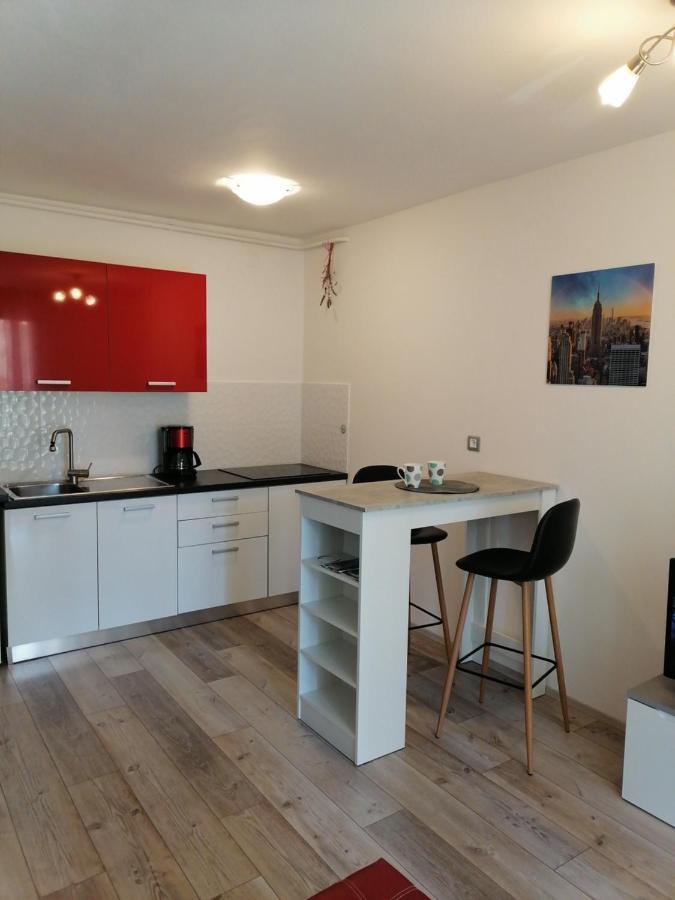 PUY Apartman Ester מראה חיצוני תמונה
