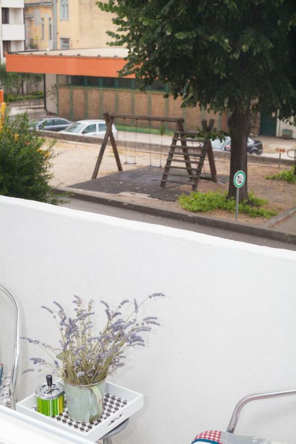 PUY Apartman Ester מראה חיצוני תמונה