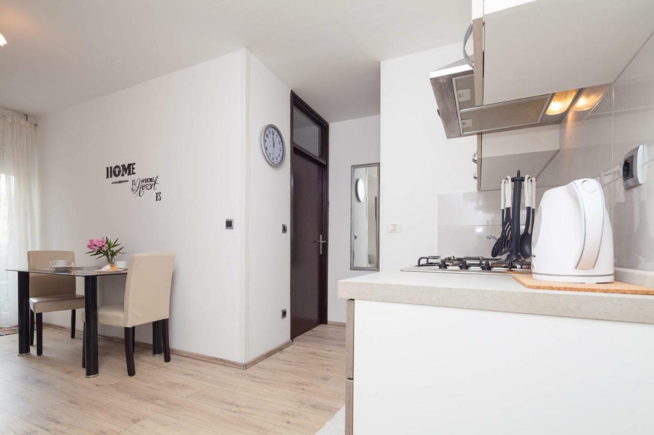 PUY Apartman Ester מראה חיצוני תמונה