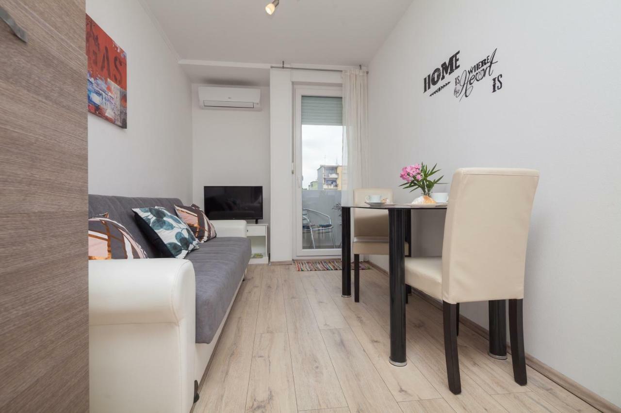 PUY Apartman Ester מראה חיצוני תמונה
